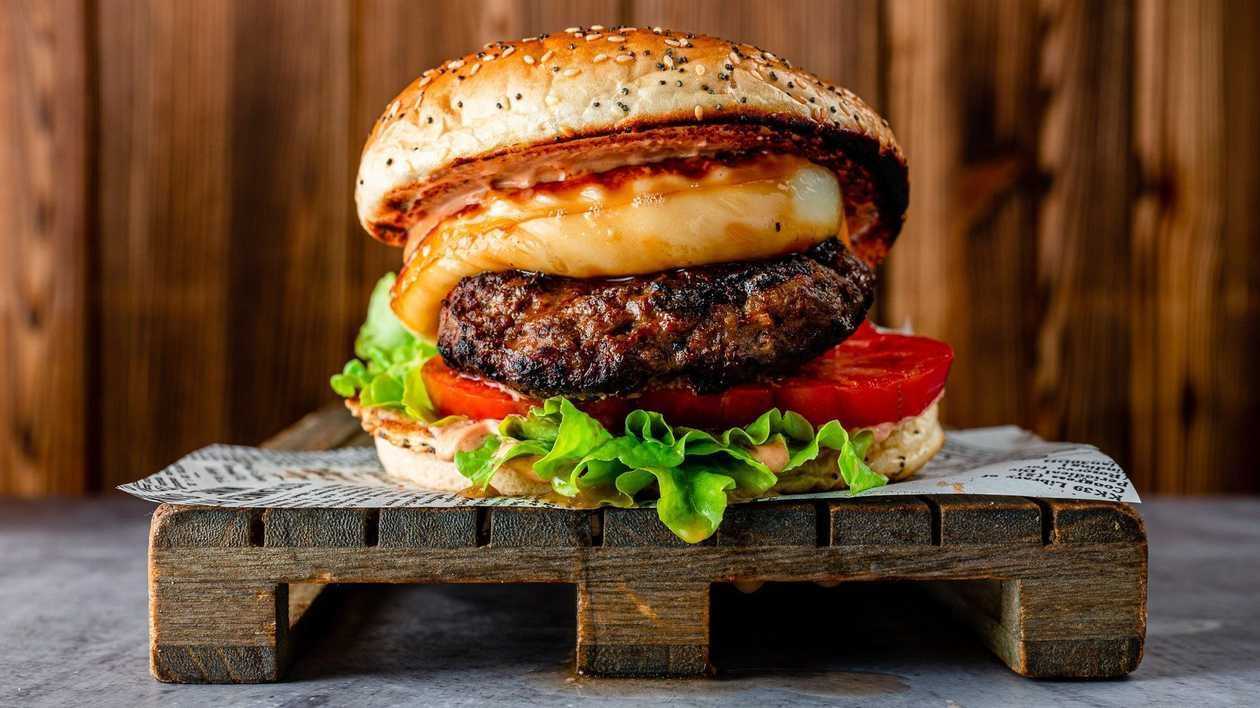 Scamorza Burger Meal