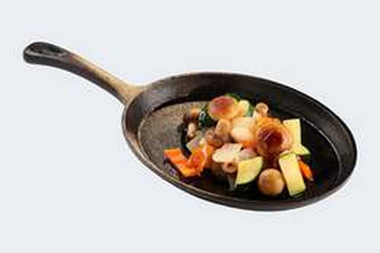 Legume Proaspete Sotate în Ulei de Măsline