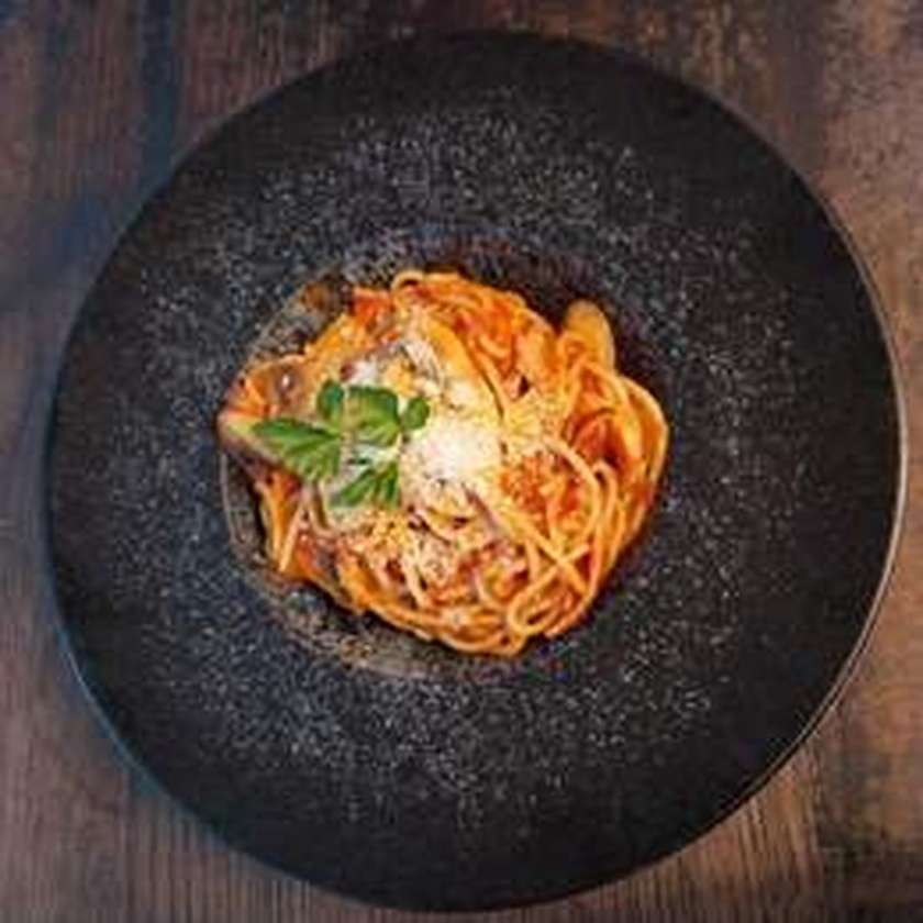 Spaghete Milanese