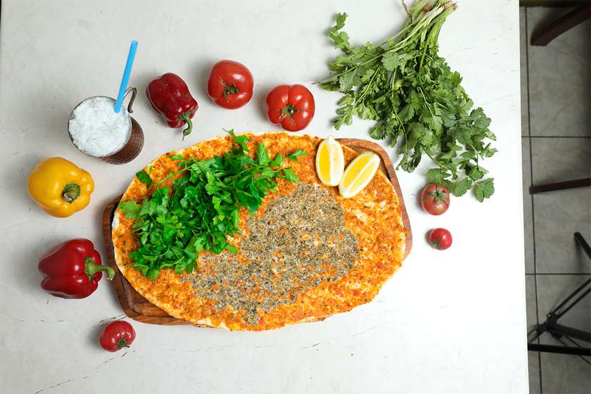 Qozlu lahmacun
