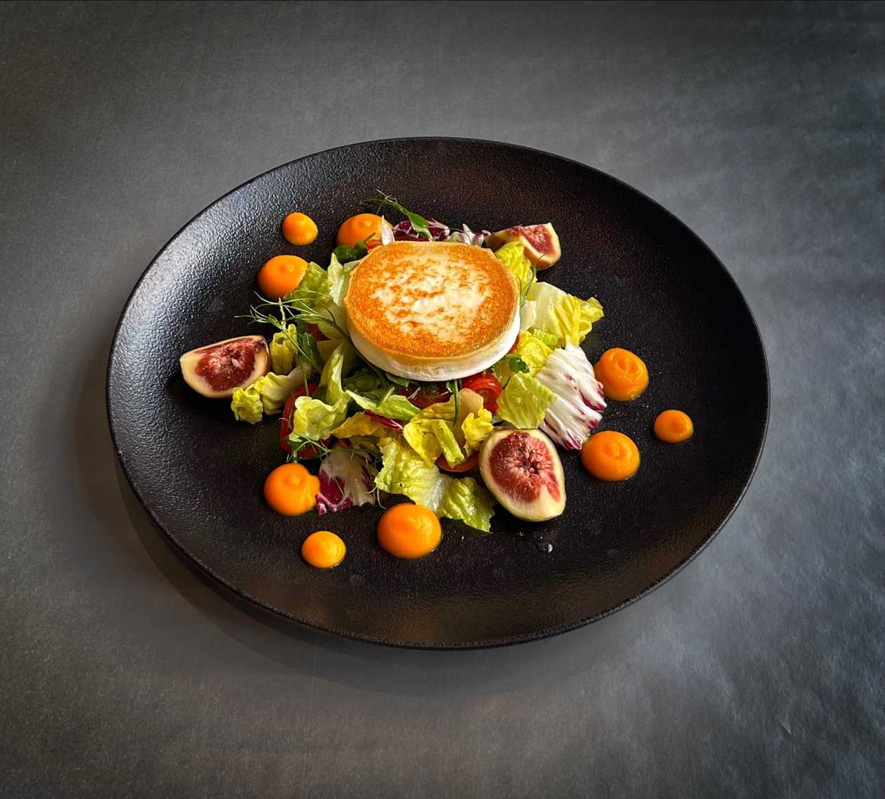 Goat cheese salad