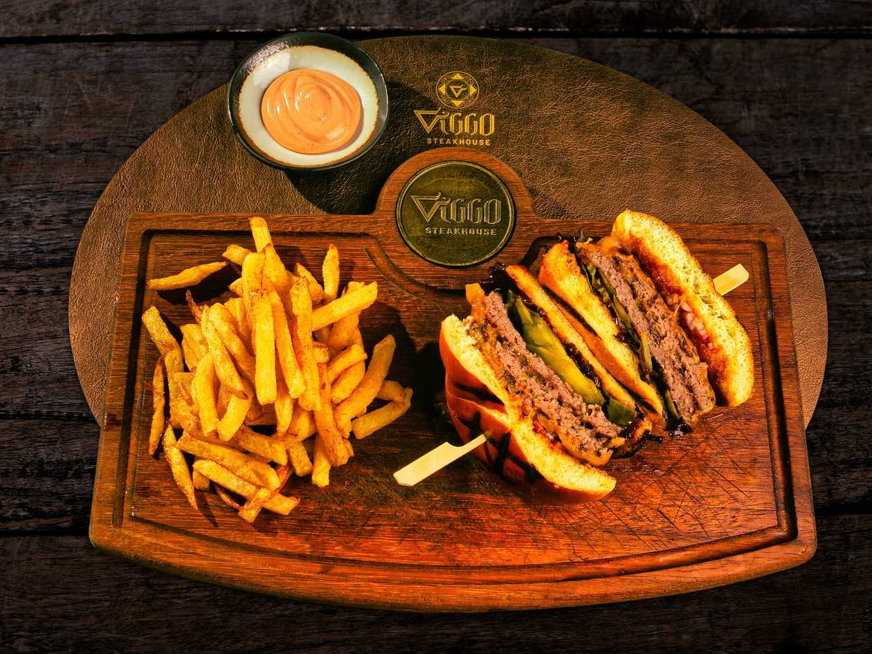 Traditional Burger