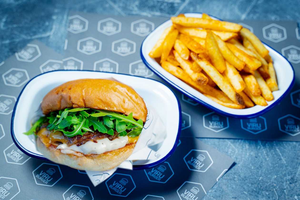 Truffle Burger + Fries + Sauce