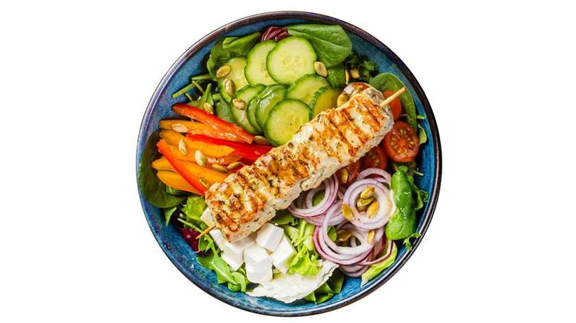 Salotos su kalakutienos iešmeliu