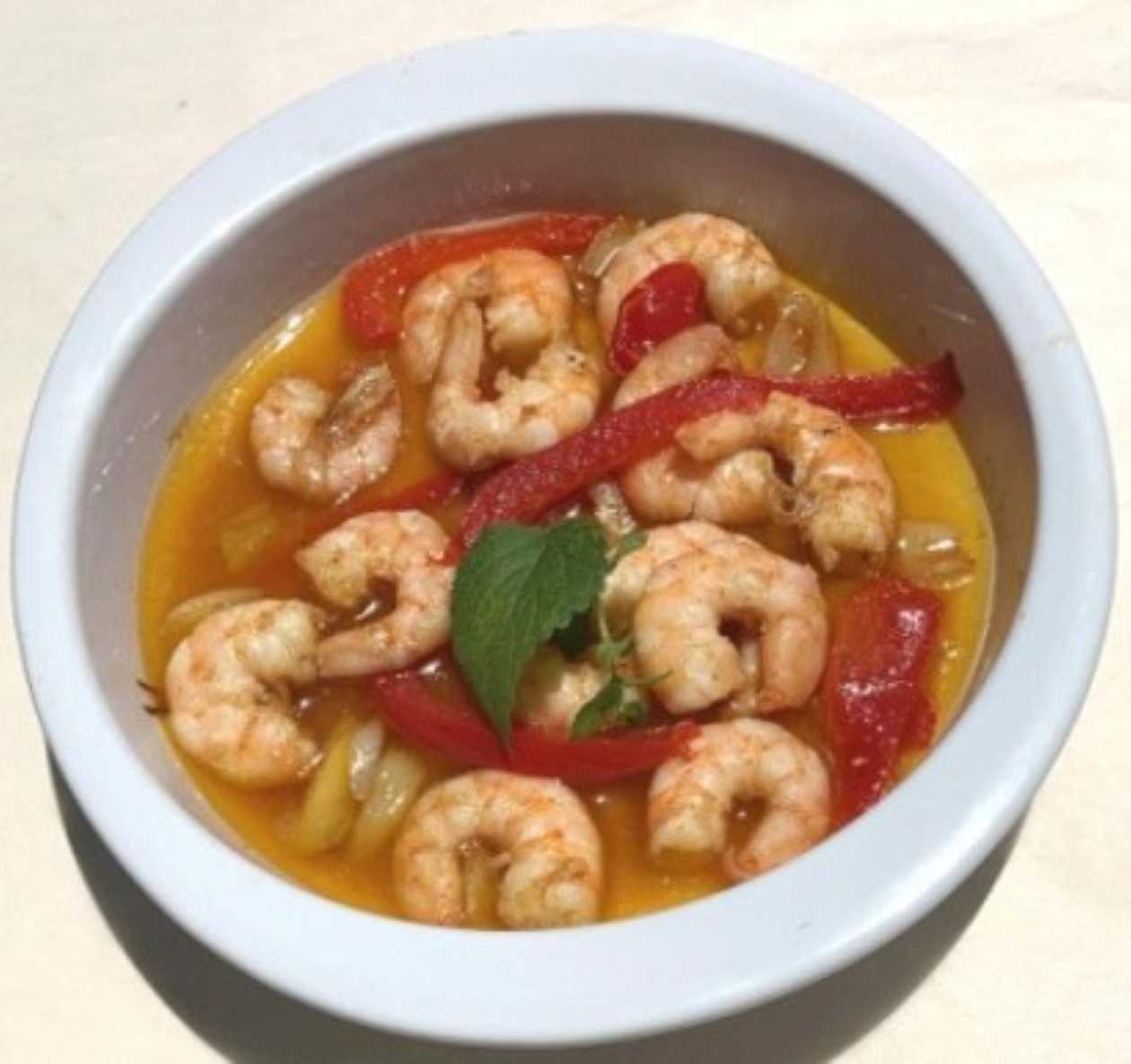 Garlic Prawns with Sesimbra bread