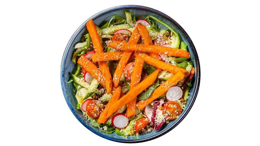 Traškios salotos su gruzdintais batatais