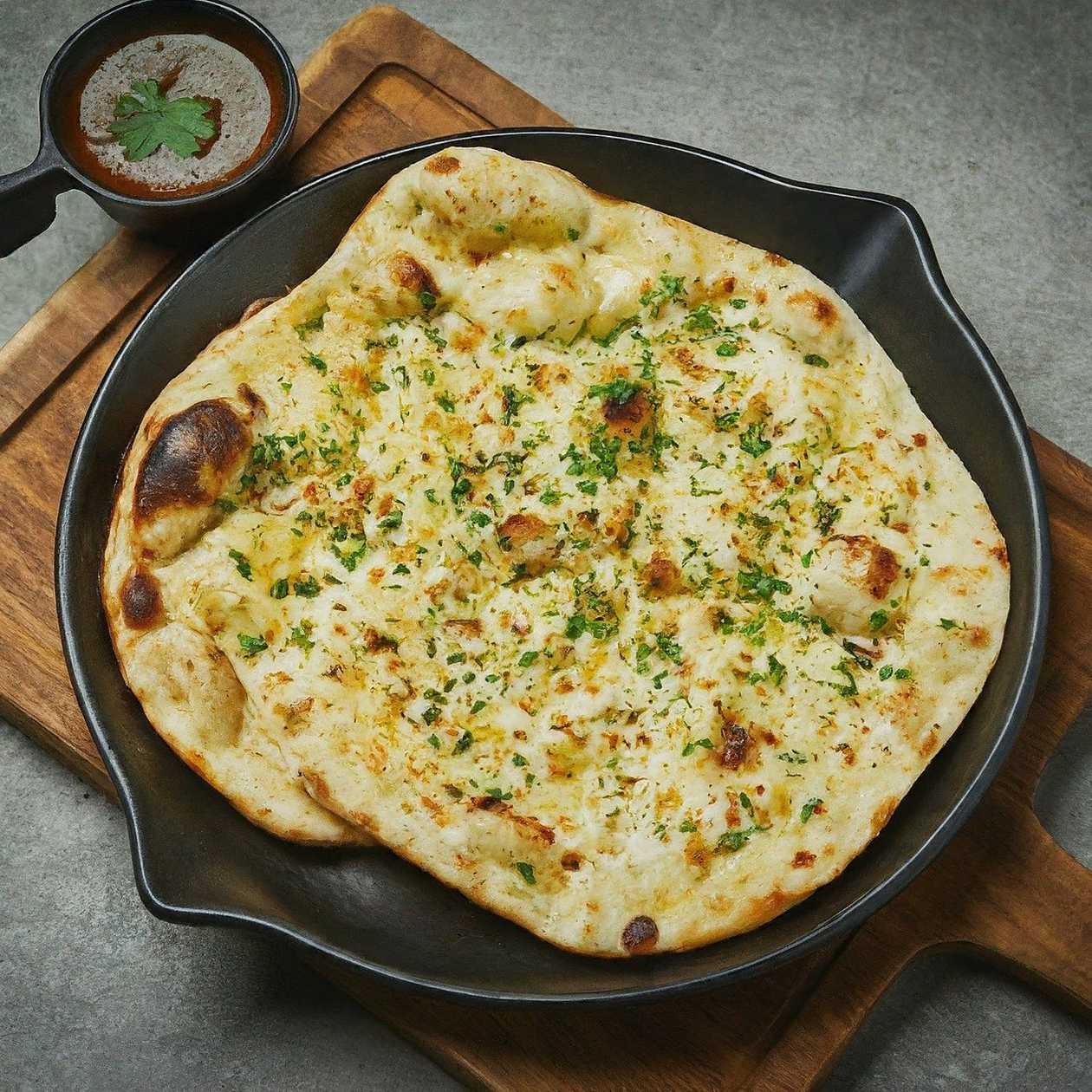 Cheese Garlic Naan