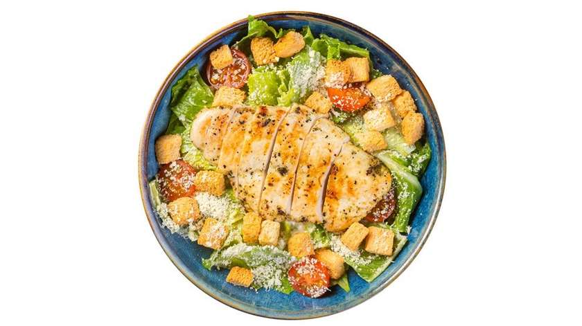 Cezario salotos su vištiena