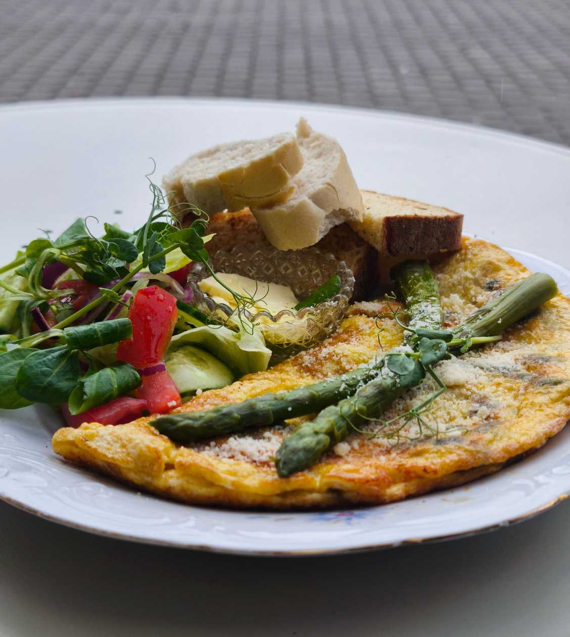Omlet ze szparagami