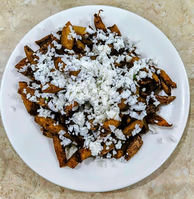 Bulgarian PKS fries with cheese