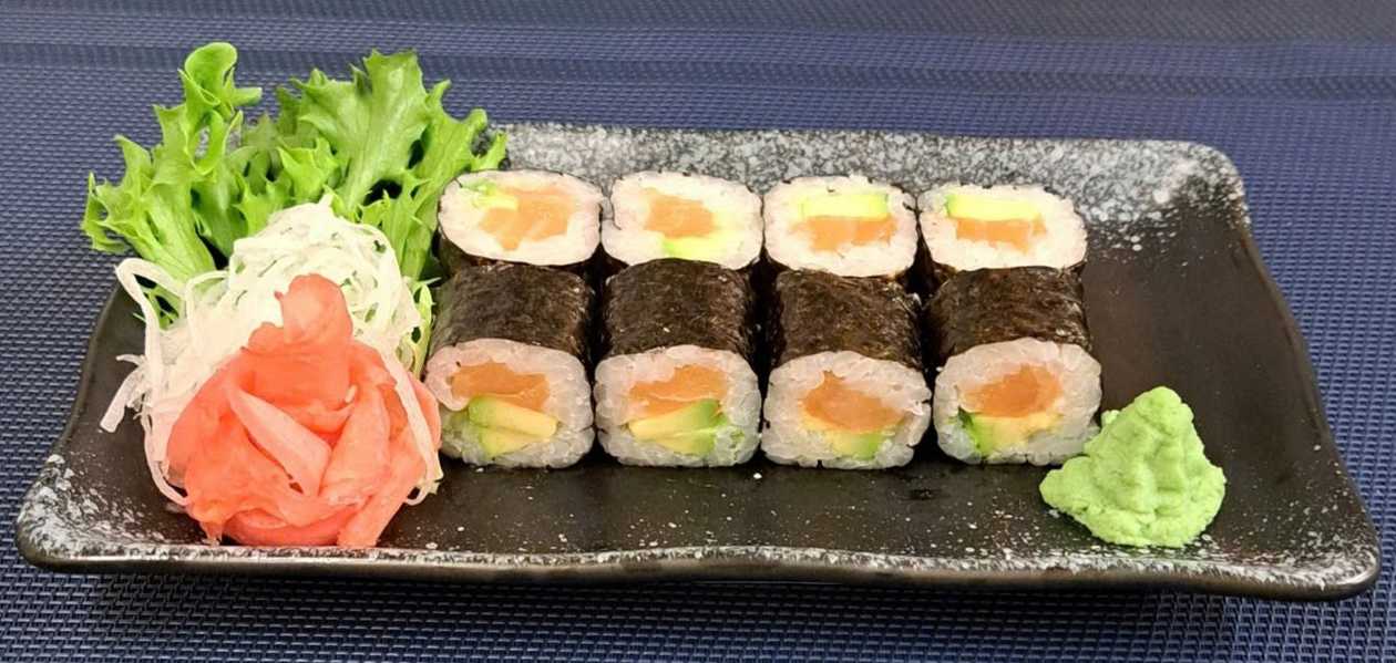MK02 Maki Avocado Salmon