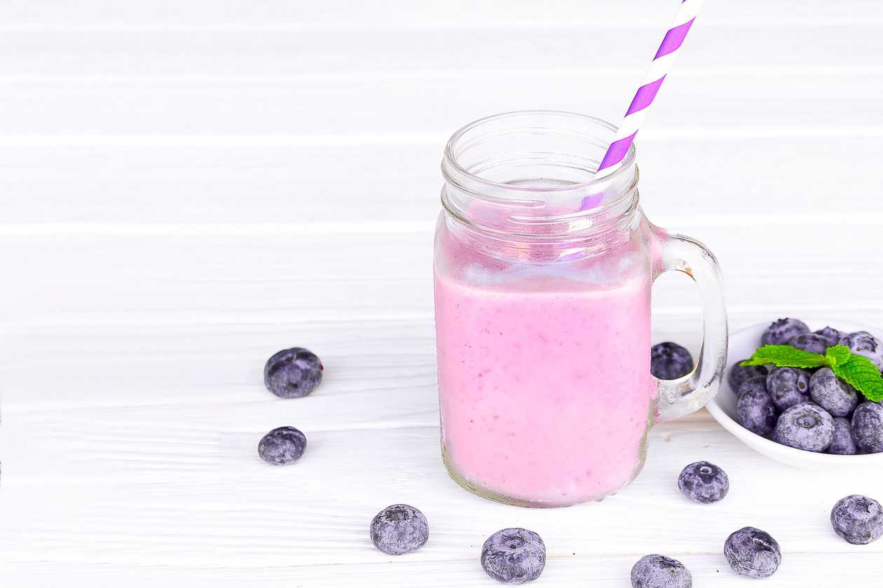 Raspberry & Blueberry Milkshake