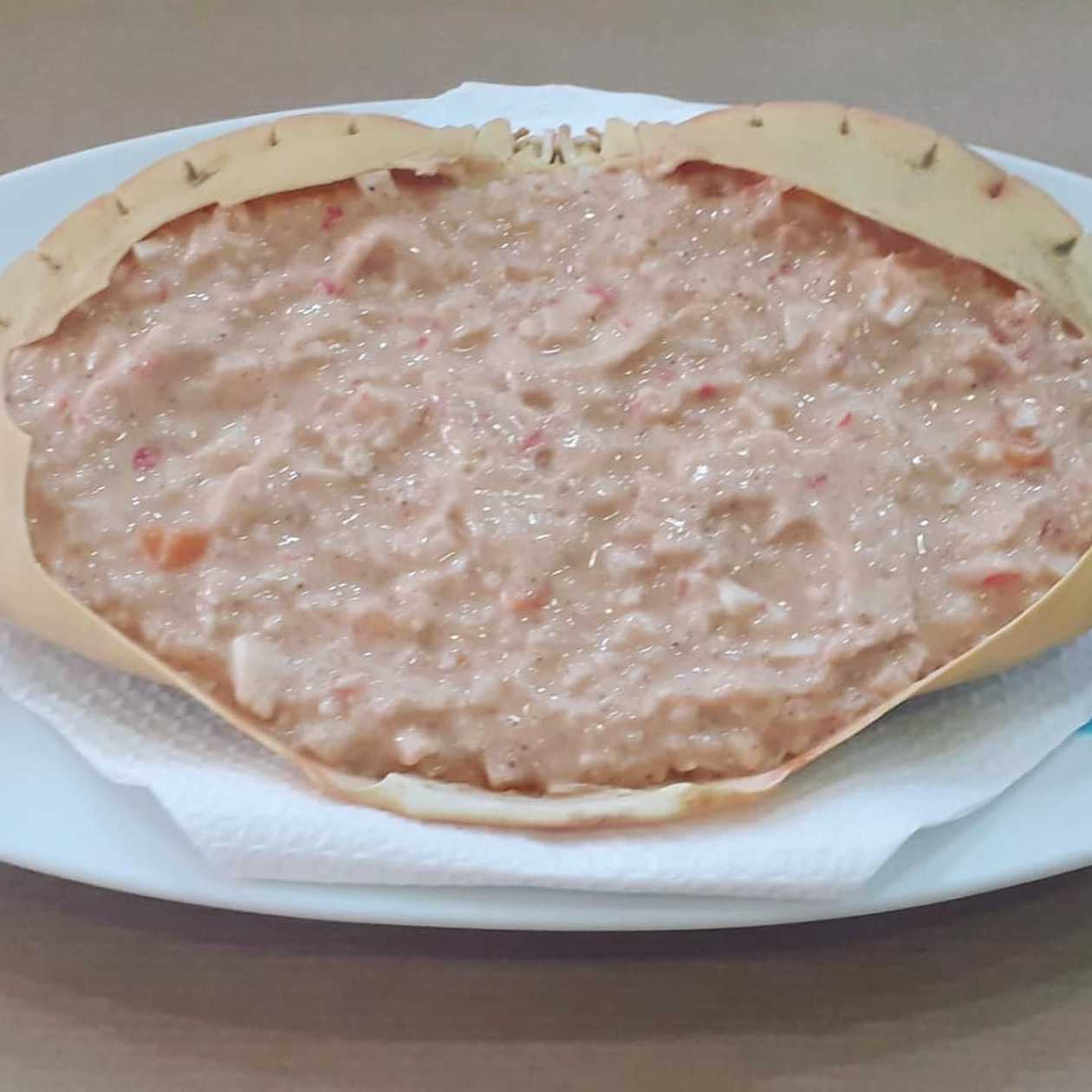 Crab bowl with cornbread toast