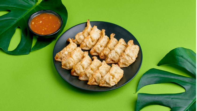 Zestaw 6 sztuk pierożków gyoza smażonych