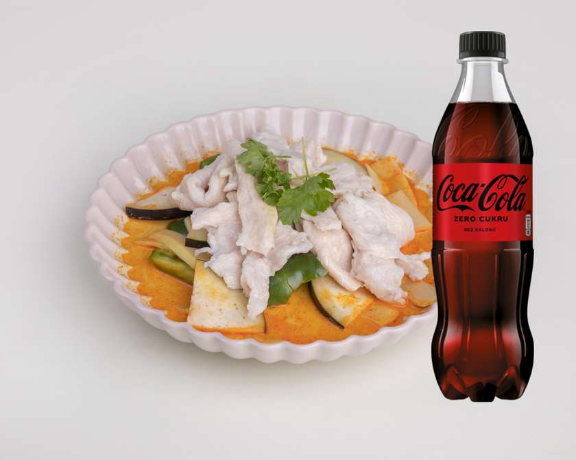 Yellow curry with chicken and rice MENU