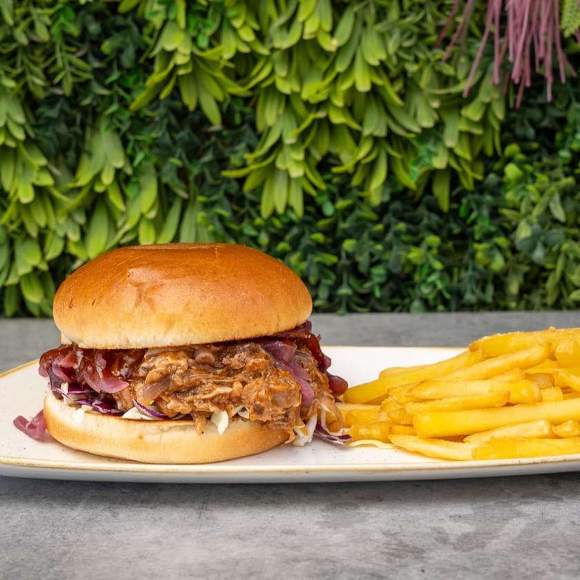 Pulled Pork Burger