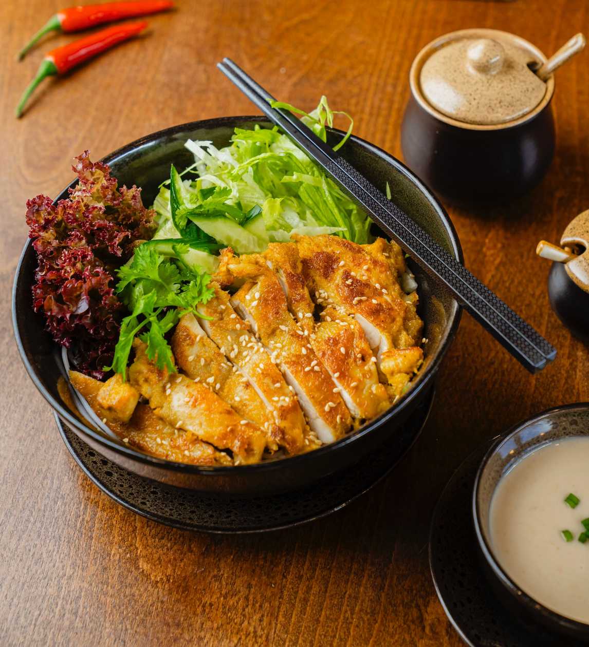 Rice Noodles with Chicken in Peanut Sauce