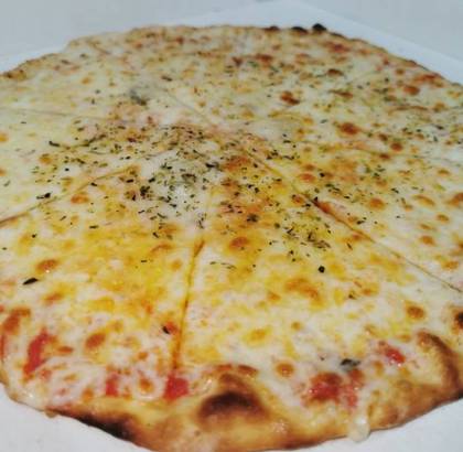 Pizza 4 Cheese