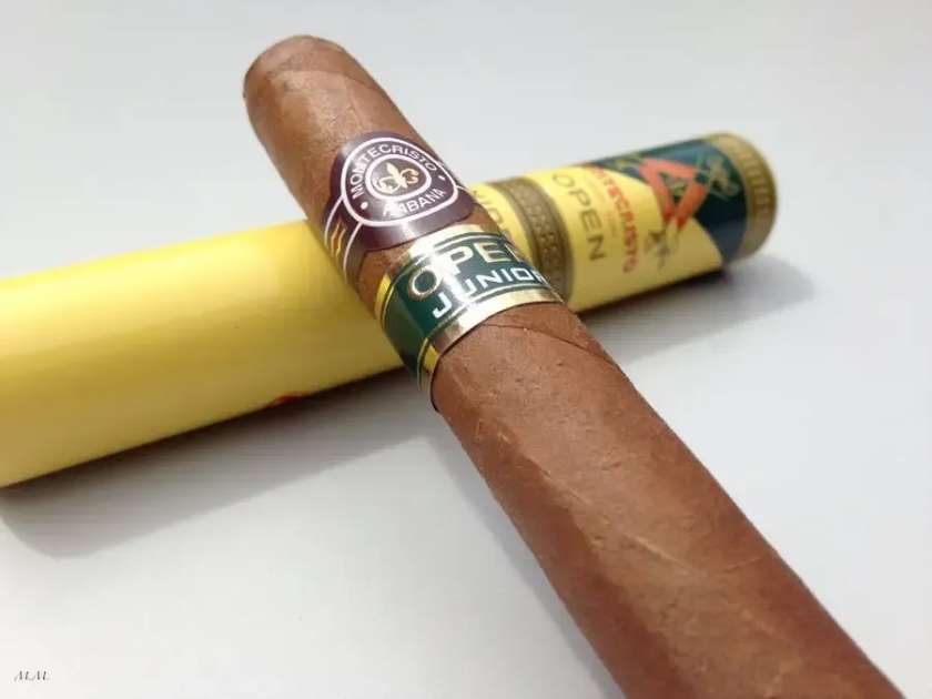 Montecristo Open Junior Tubos