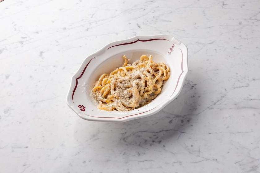 Cacho-e-pepe bucatini with truffle