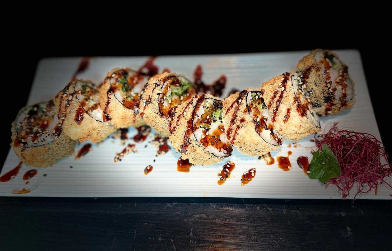 Tempura shrimps roll