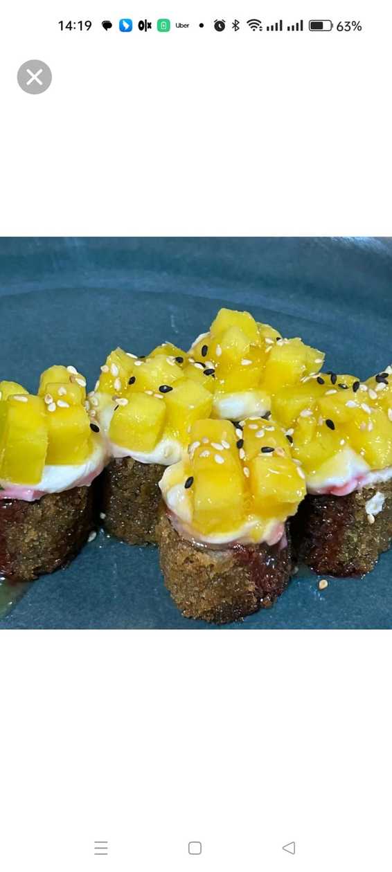 S7 MAKI SALMAO FRITO COM MANGA