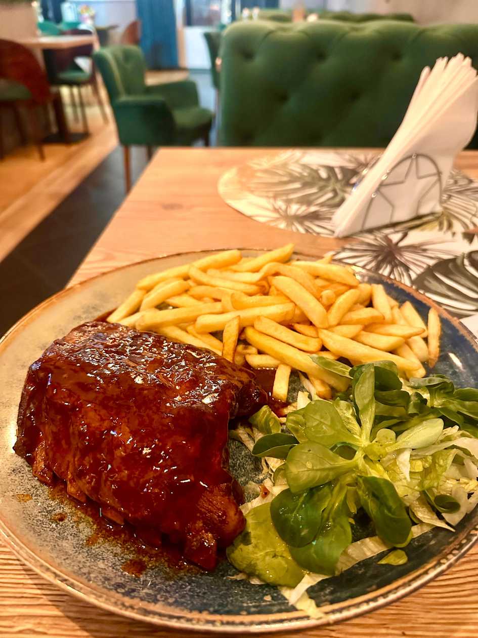 Matured pork ribs