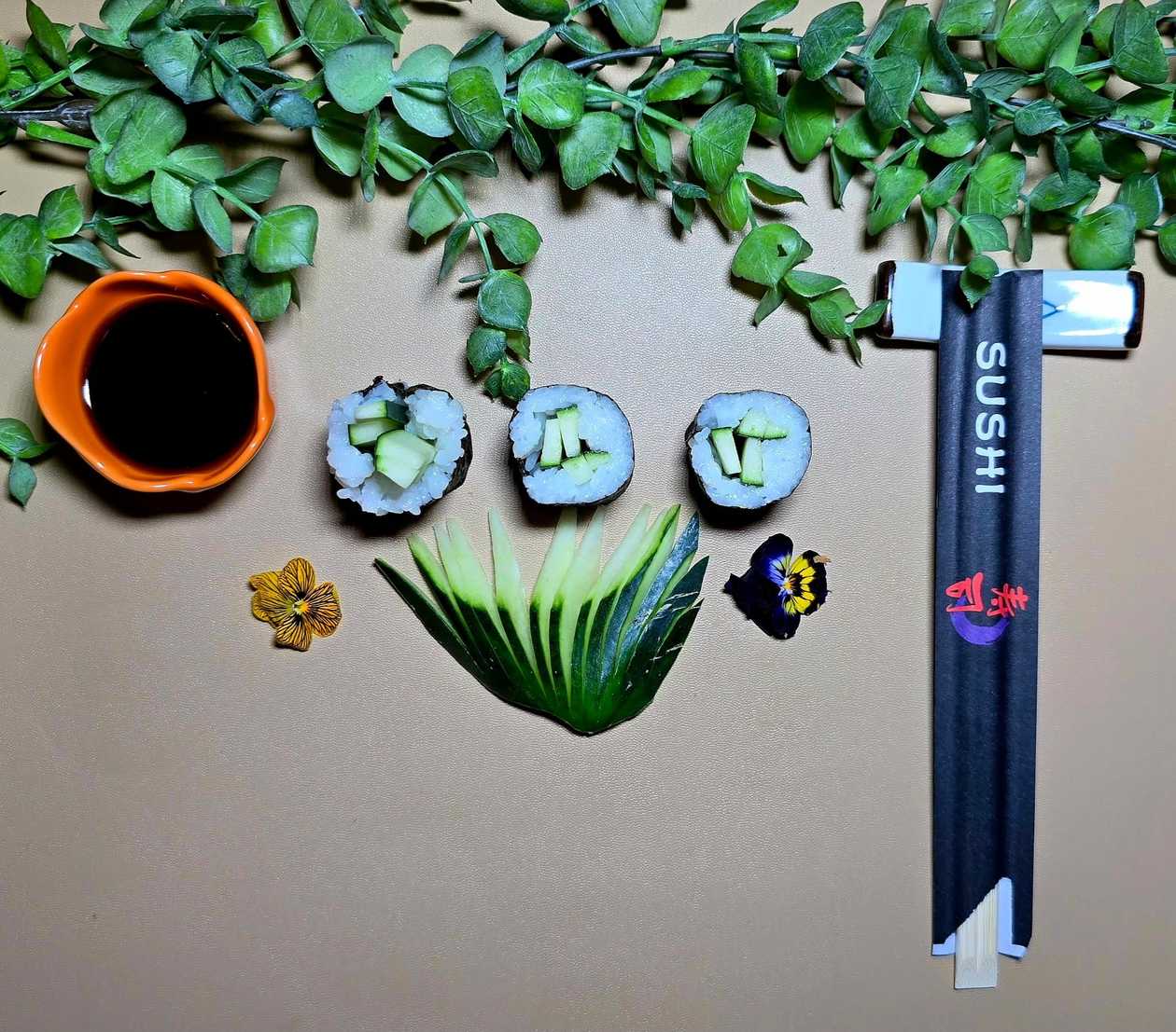 Cucumber Hosomaki (4 or 8 pieces)