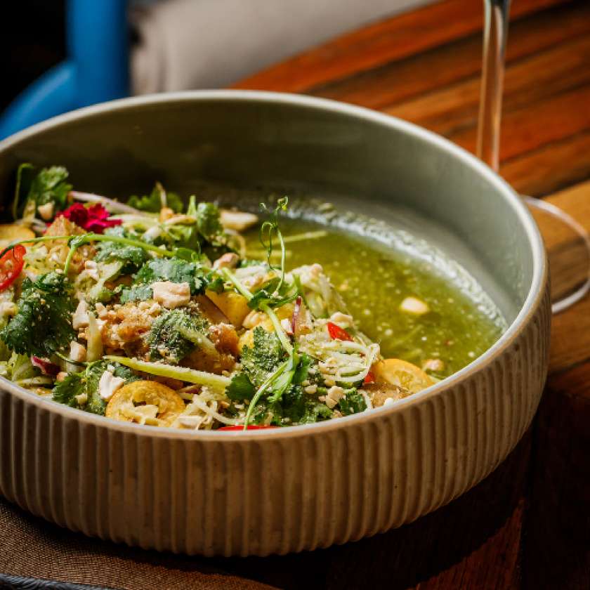 САЛАТ ГОЙ ГА З КУРКОЮ (400г)