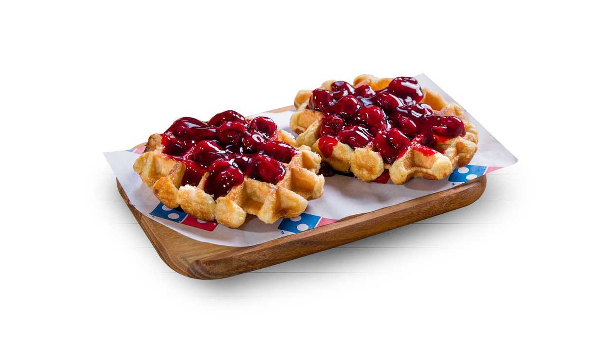 Gofry belgijskie z wiśniami