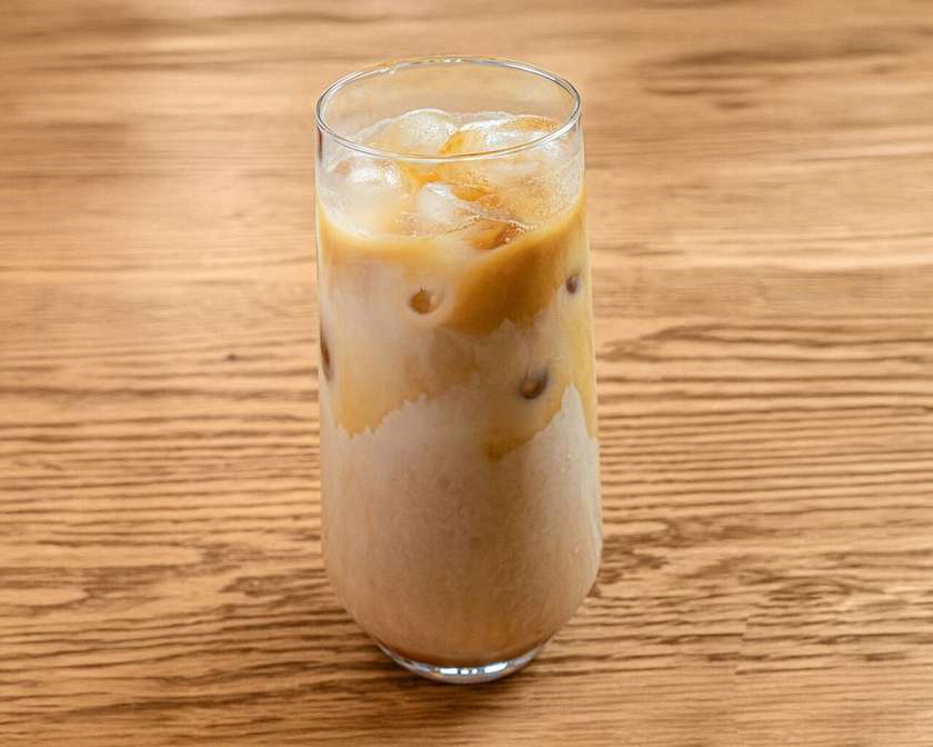 Caramel ice latte