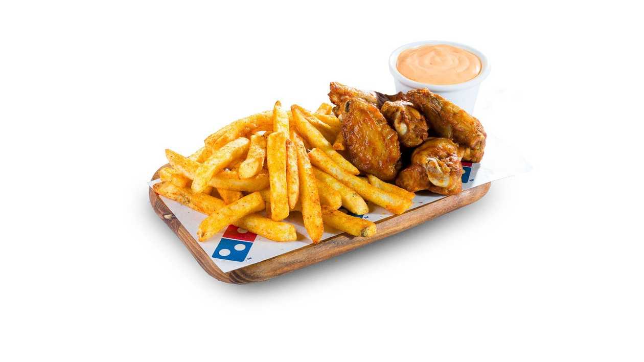 Wings Box z frytkami i sosem 1000 wysp