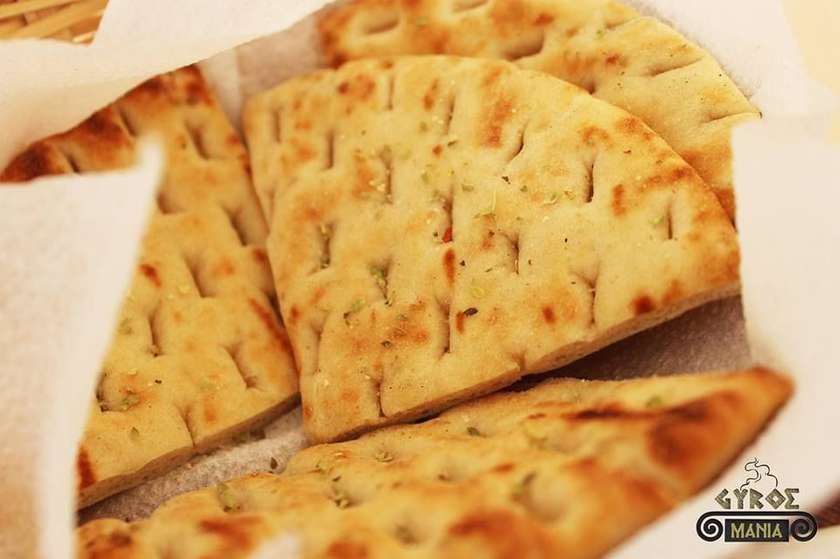 Pitta greceasca .
