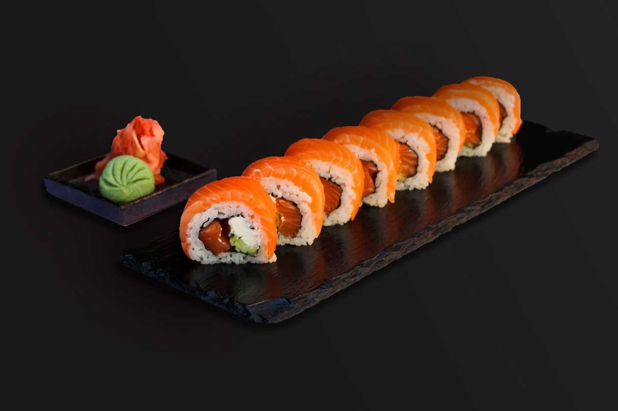 Special salmon roll