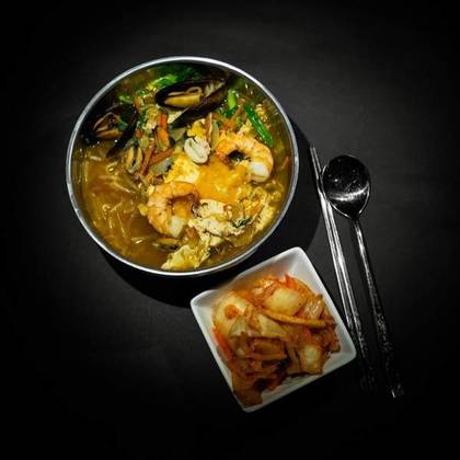 Ra Men with Seafood