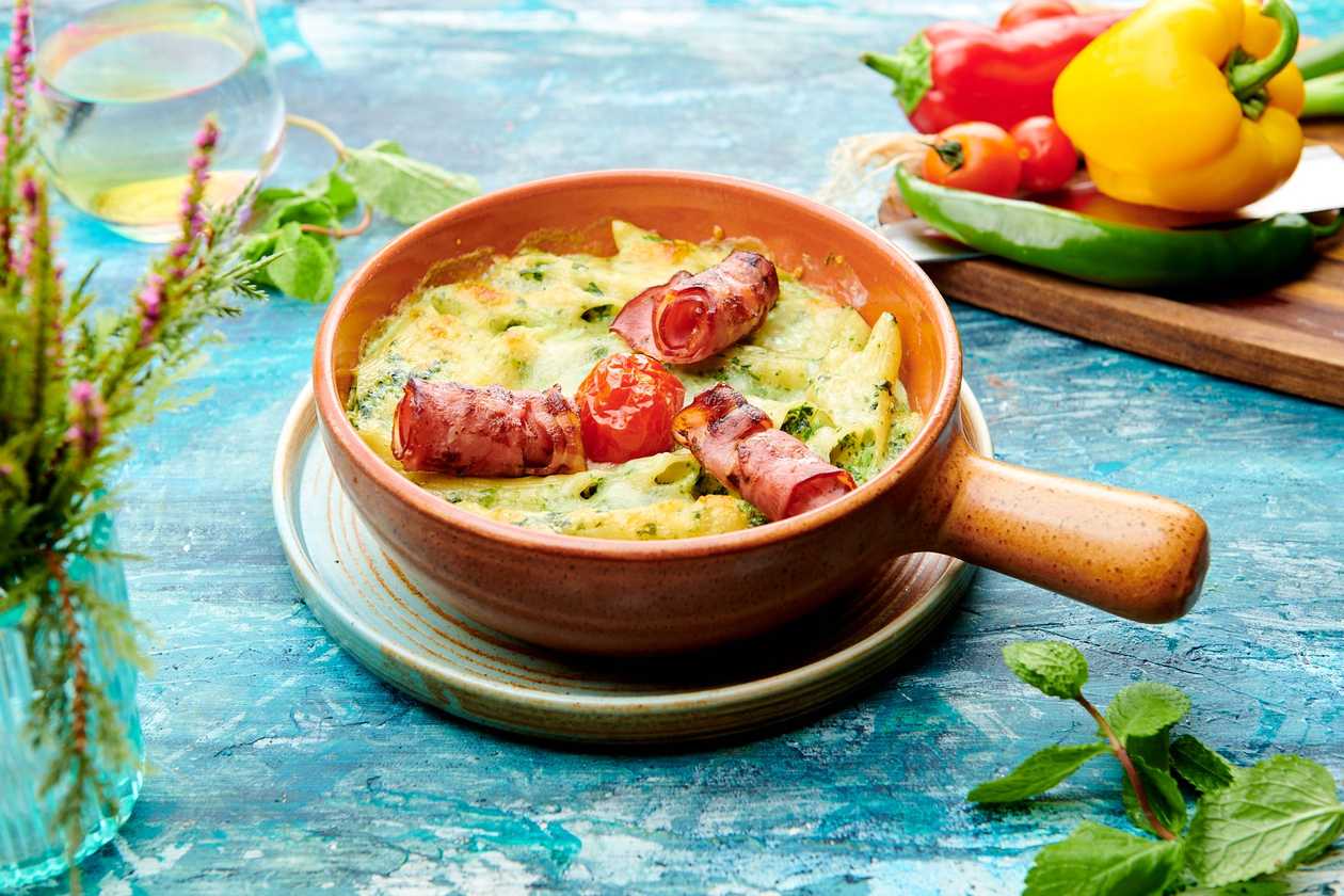 Penne Al Forno cu spanac .