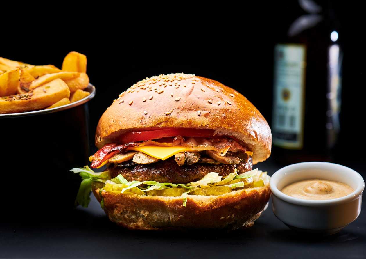Cheddar and mushroom love.