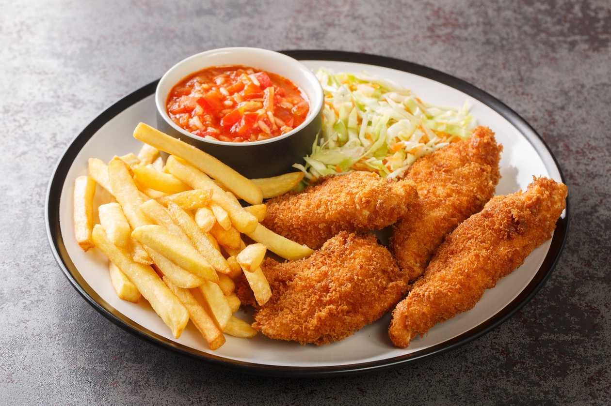 Breaded chicken + french fries + bread