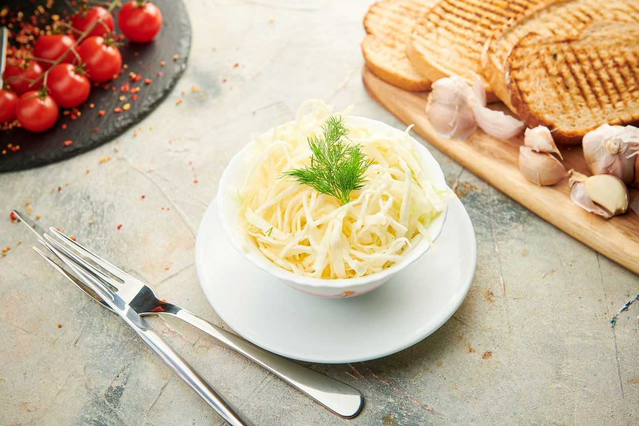 Salata de varza .
