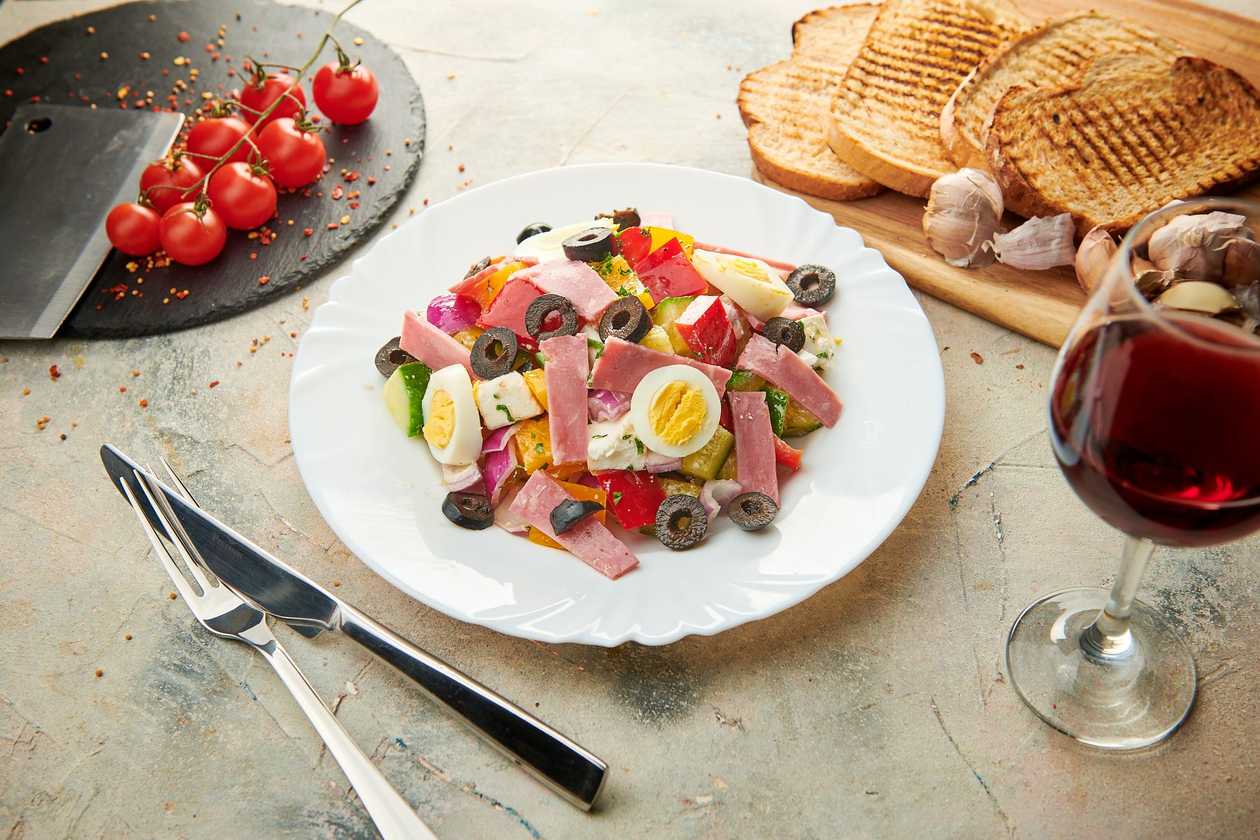 Salata Bulgareasca .