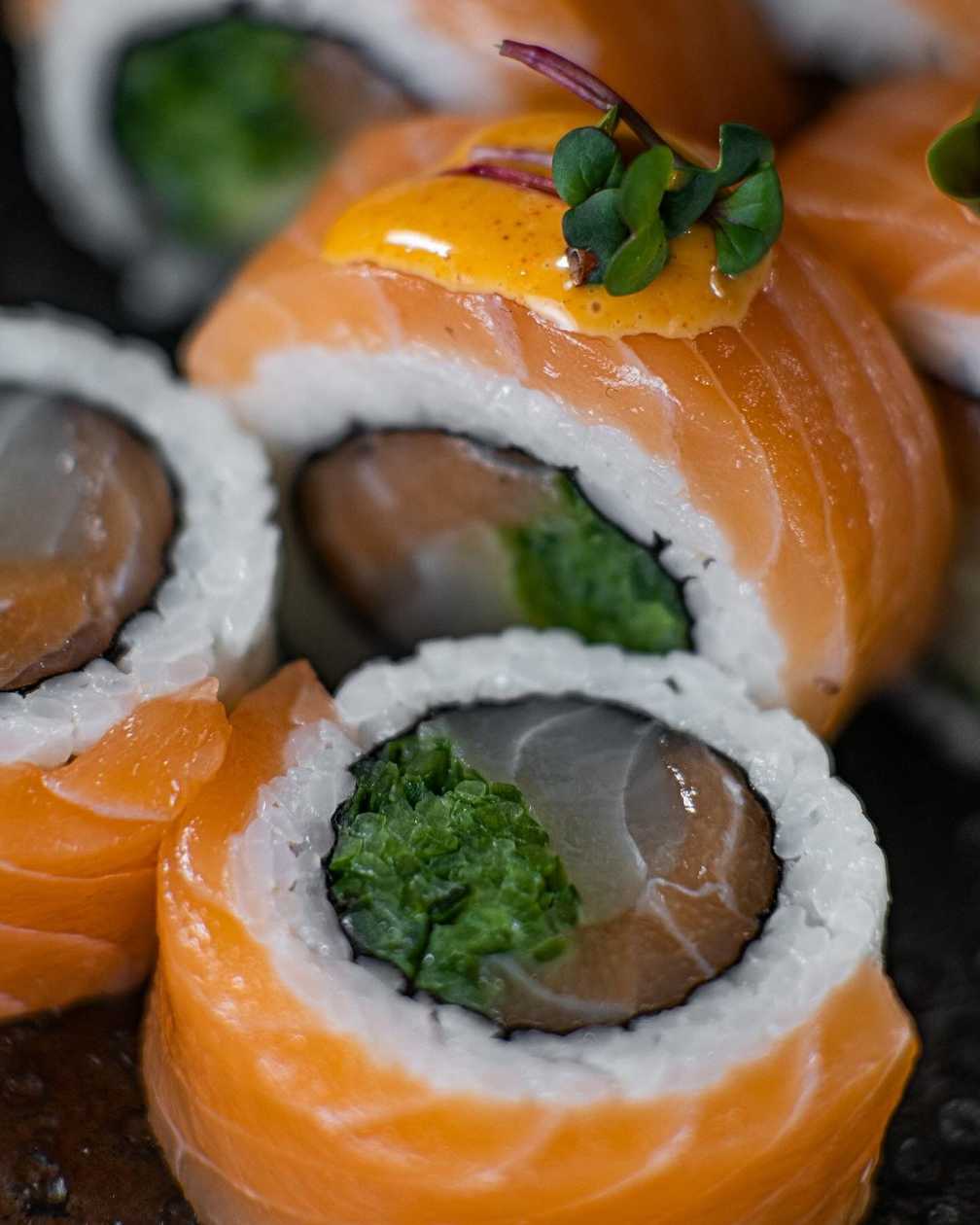 Seabass Salmon Roll