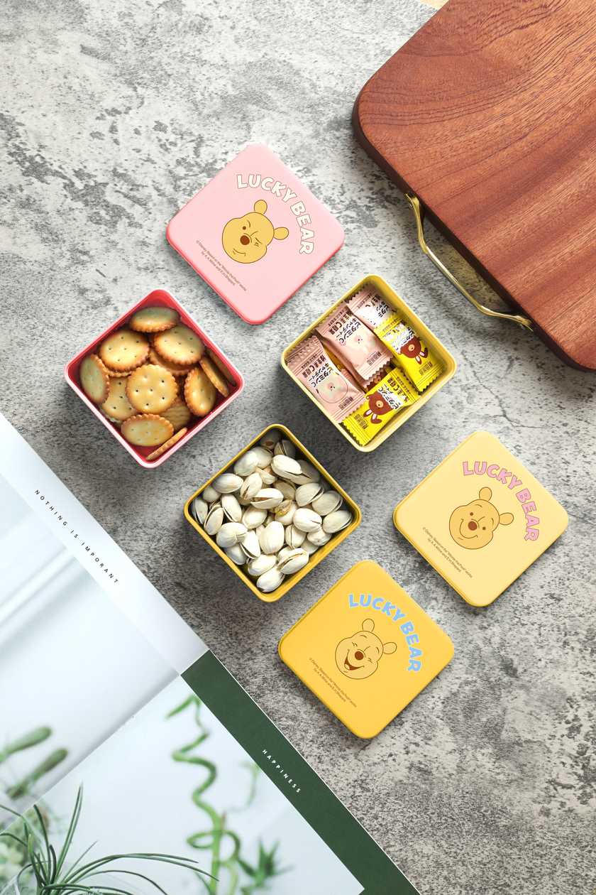 Disney Winnie the Pooh Collection Small Square Food Storage Containers (3 pcs)