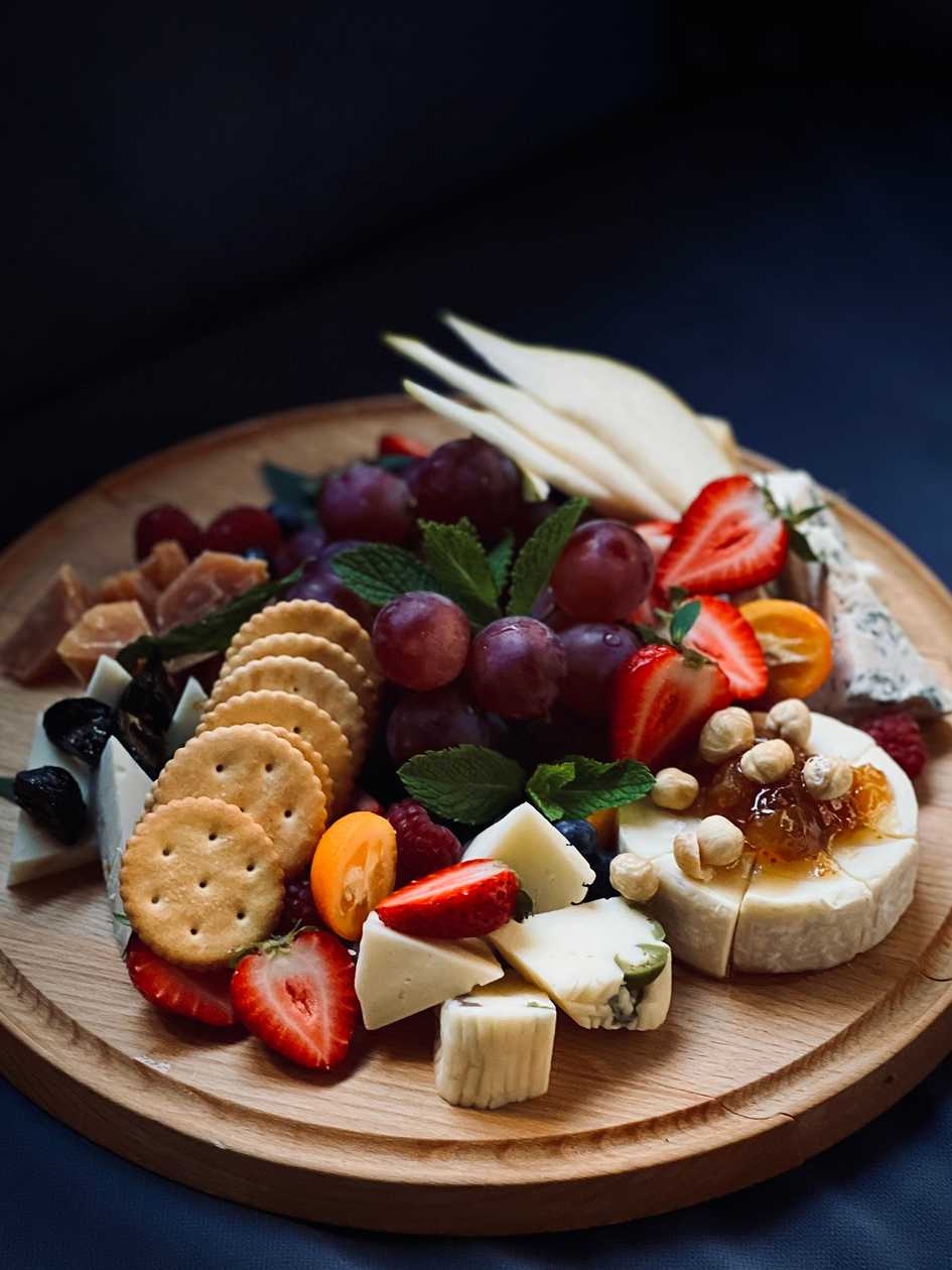 Cheese and Berry Set