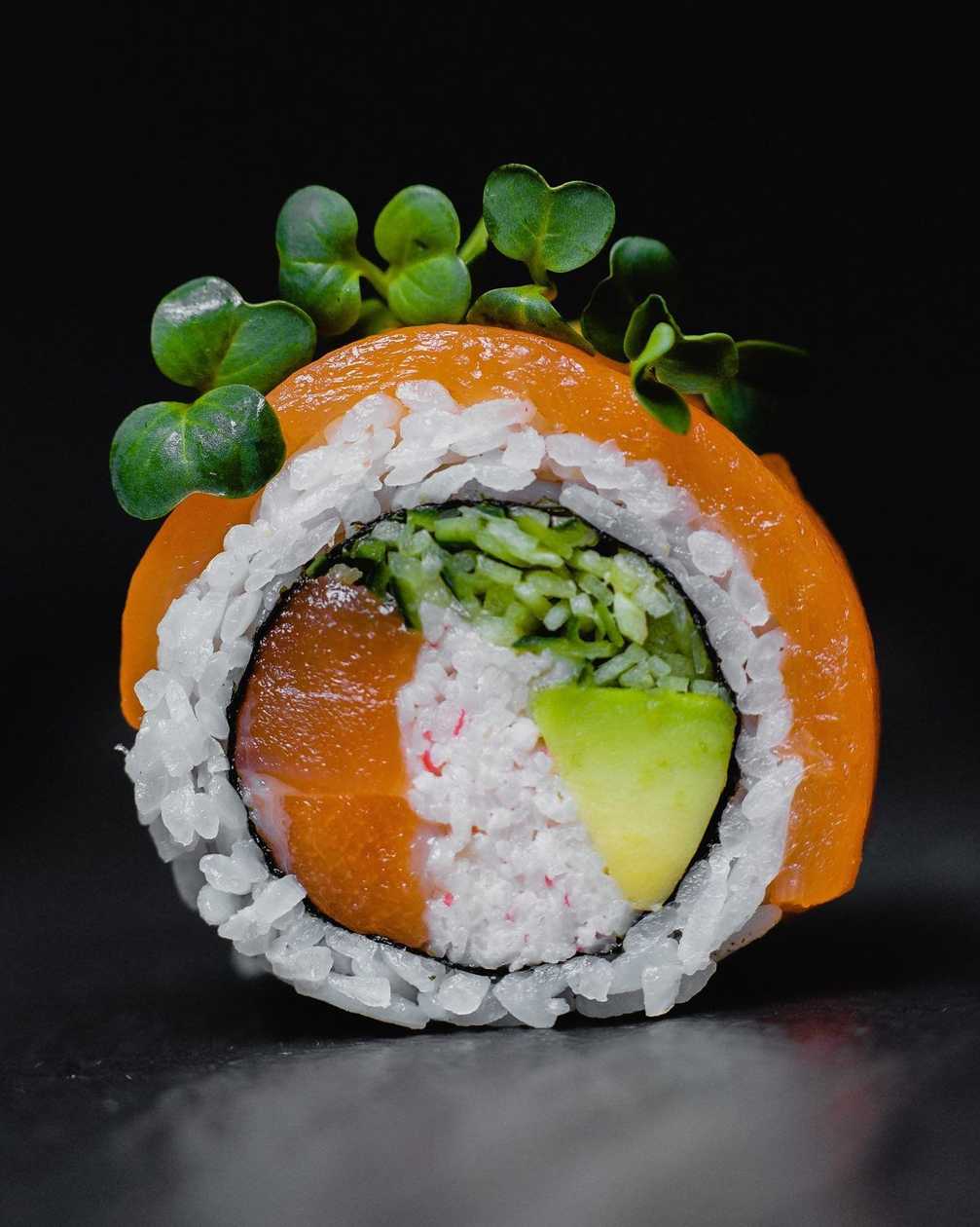 Double Salmon Roll