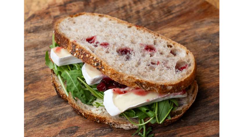 Kanapka camembert
