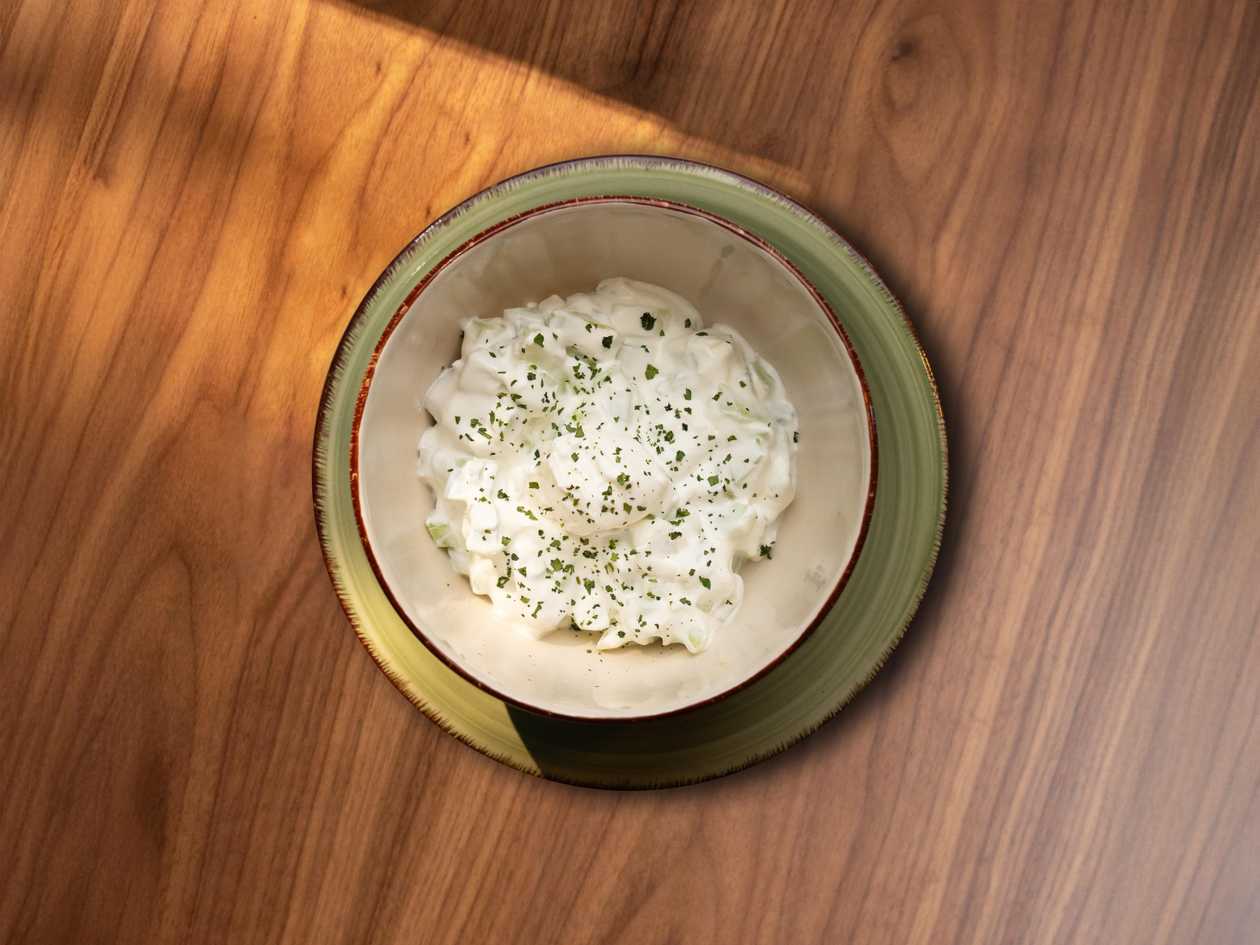 Tarator salad