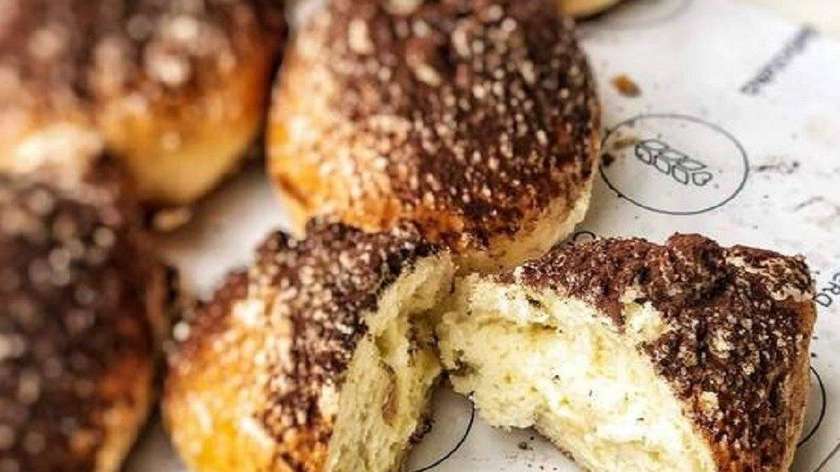 roll with mascarpone