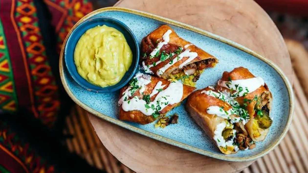 Chimichangas del Pueblo