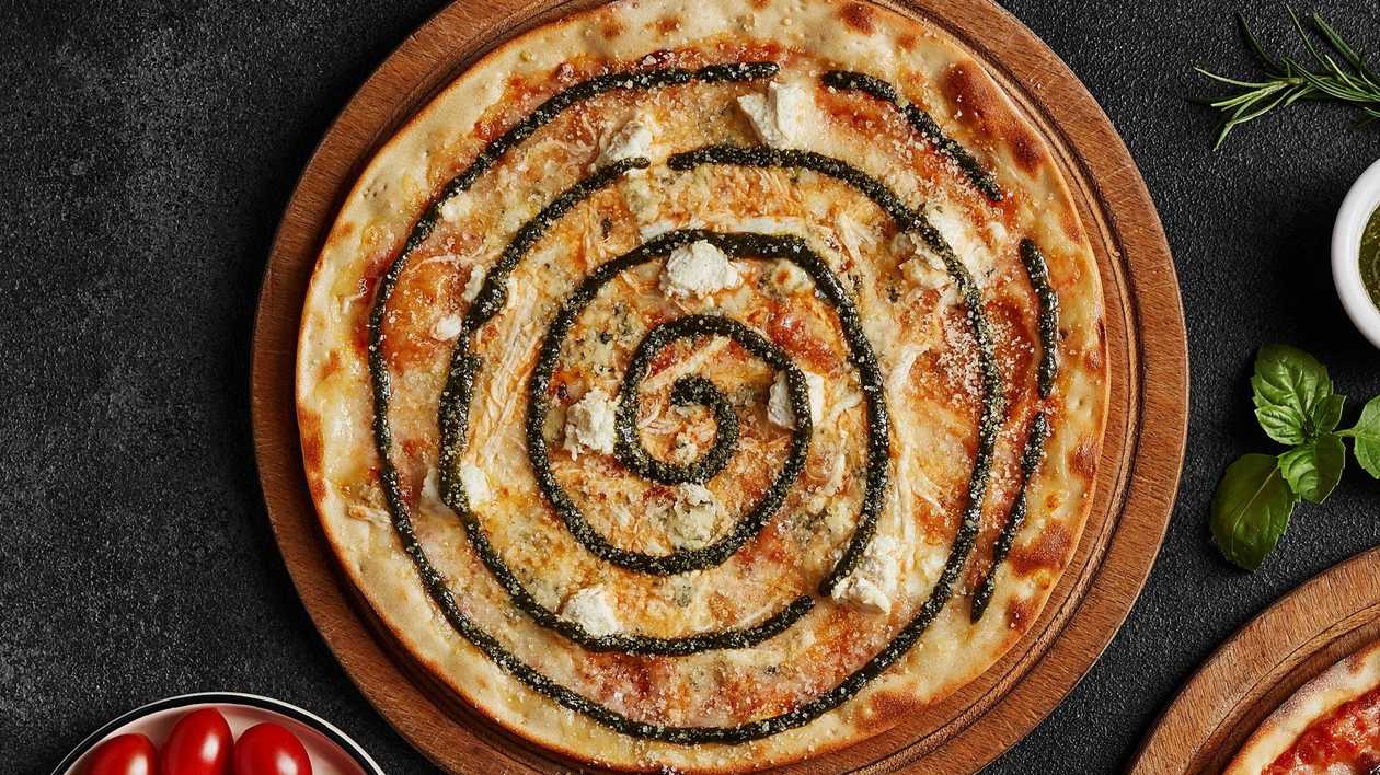 Beş Pendirli Pizza