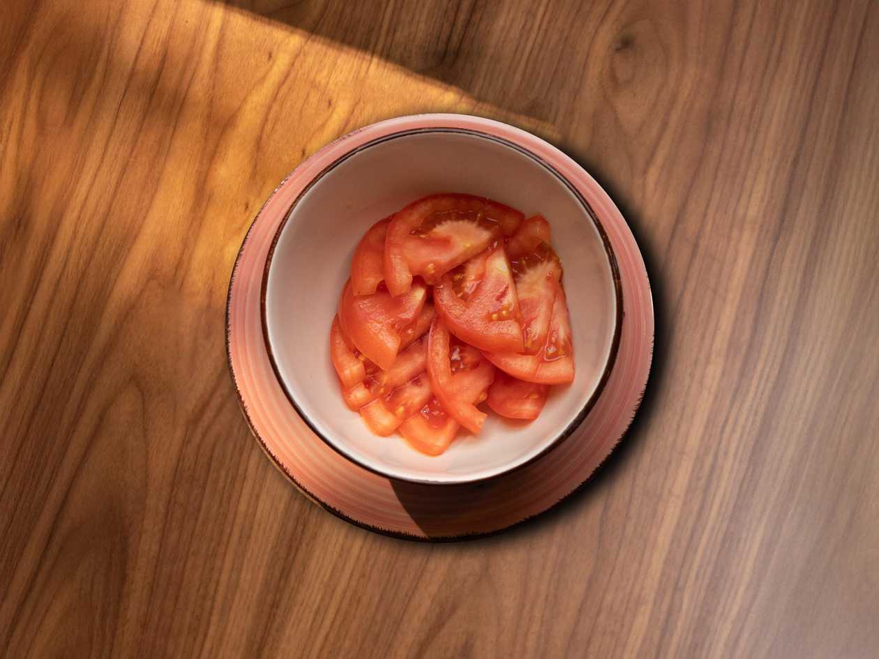 Tomato salad